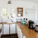 Seaside Maisonette In Kiveri, Near Nafplion.