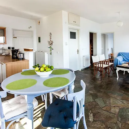 Seaside Maisonette In Kiveri, Near Nafplion. Дом отдыха