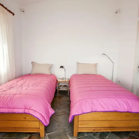 Seaside Maisonette In Kiveri, Near Nafplion. Kivérion