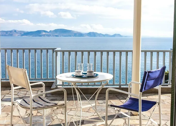 Seaside Maisonette In Kiveri, Near Nafplion. Nyaraló