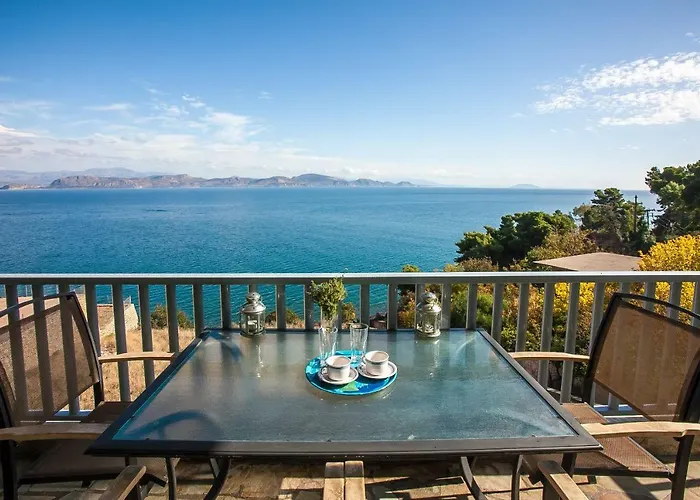 Seaside Maisonette In Kiveri, Near Nafplion. *