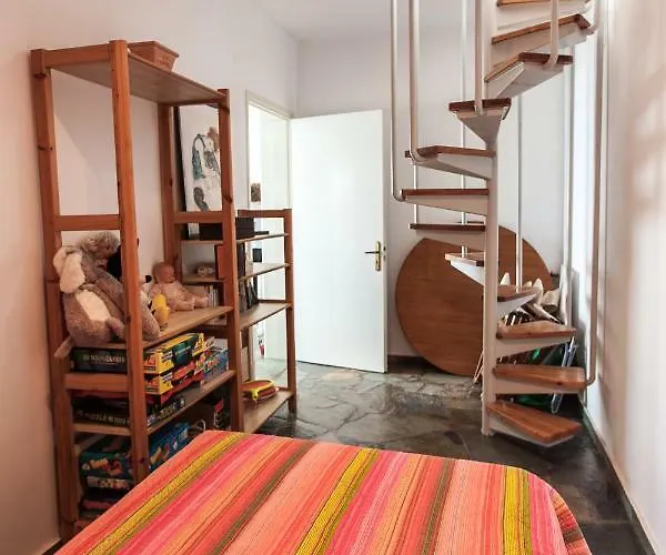 Seaside Maisonette In Kiveri, Near Nafplion. Dom wakacyjny