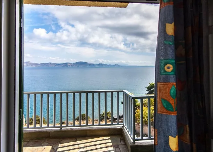 Seaside Maisonette In Kiveri, Near Nafplion. * Kivérion