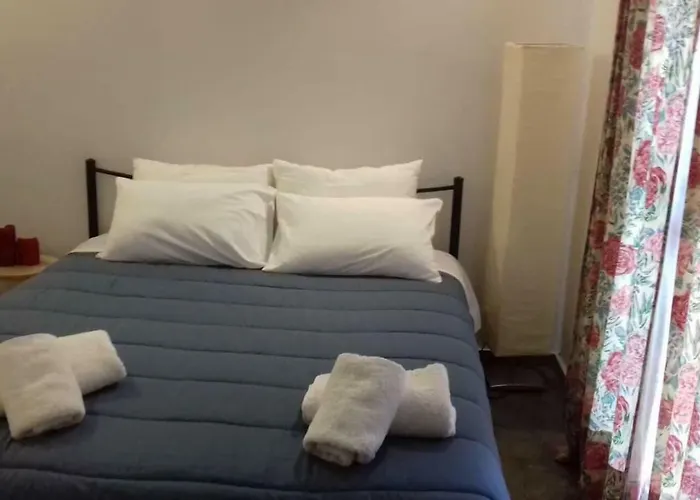 Seaside Maisonette In Kiveri, Near Nafplion.